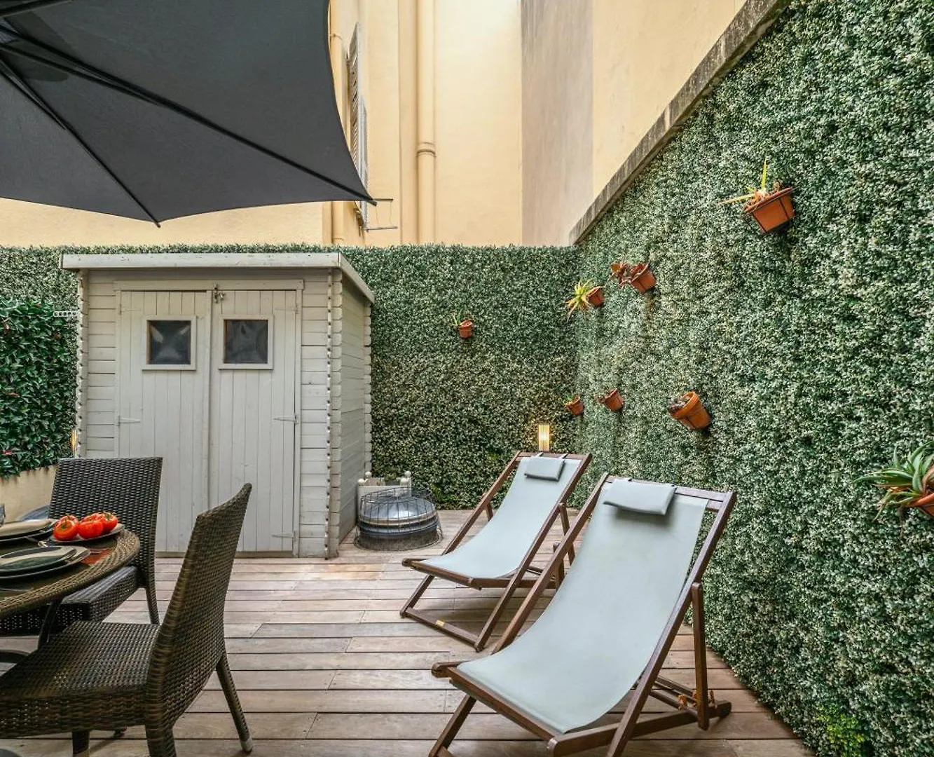 Charme Nicois Avec Terrasse En Ville Nice France